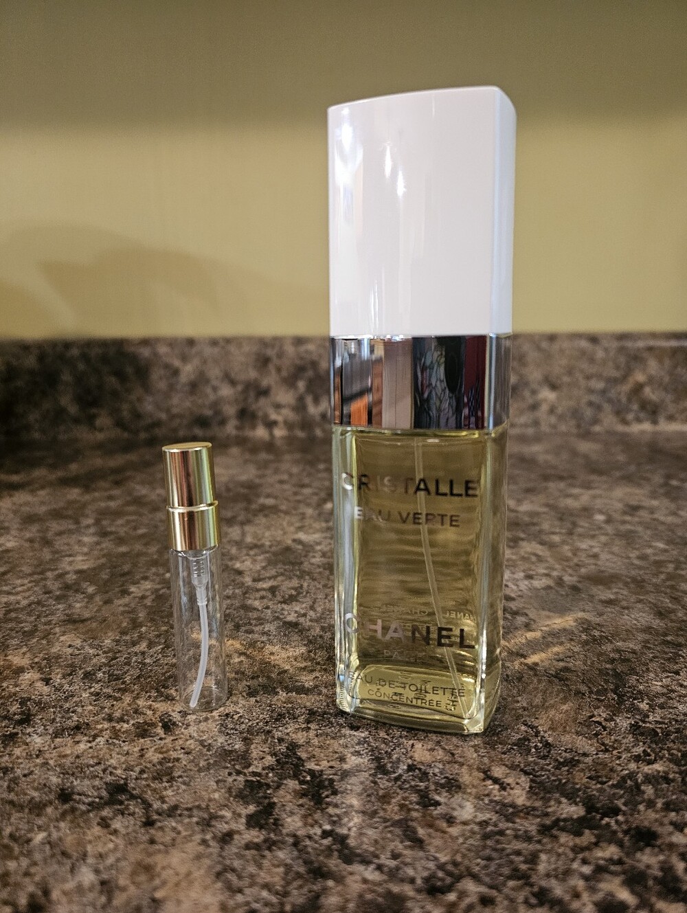 5 ML Sample CRISTALLE EAU VERTE by Chanel EDT Perfume Travel Spray